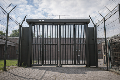 Van Dames in de dop naar dame in de bajes